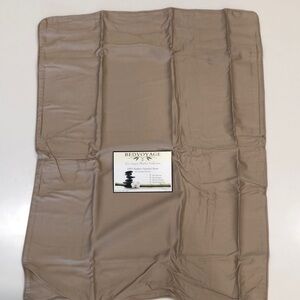 NWT BedVoyage Bamboo set of 2 Pillow Shams in Standard